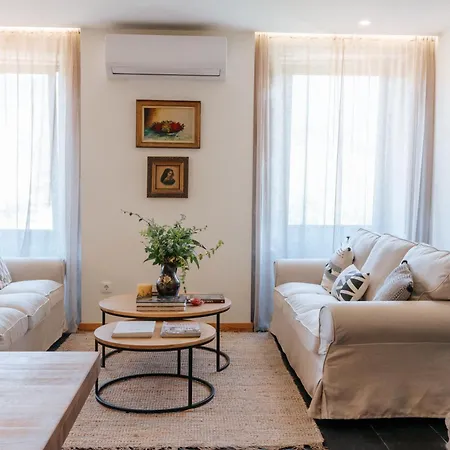 Real Ii By Mycelia Real (Castelo de Paiva)